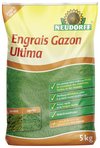 Combattre la mousse dans le gazon rapidement et en douceur – avec l’Anti-Mousses Gazon Concentré de Neudorff